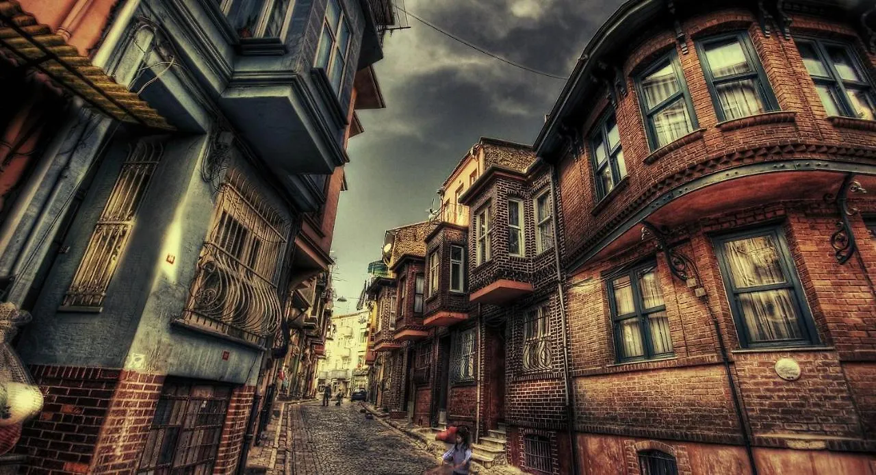 Taksim Lion 37 Studios Istanbul