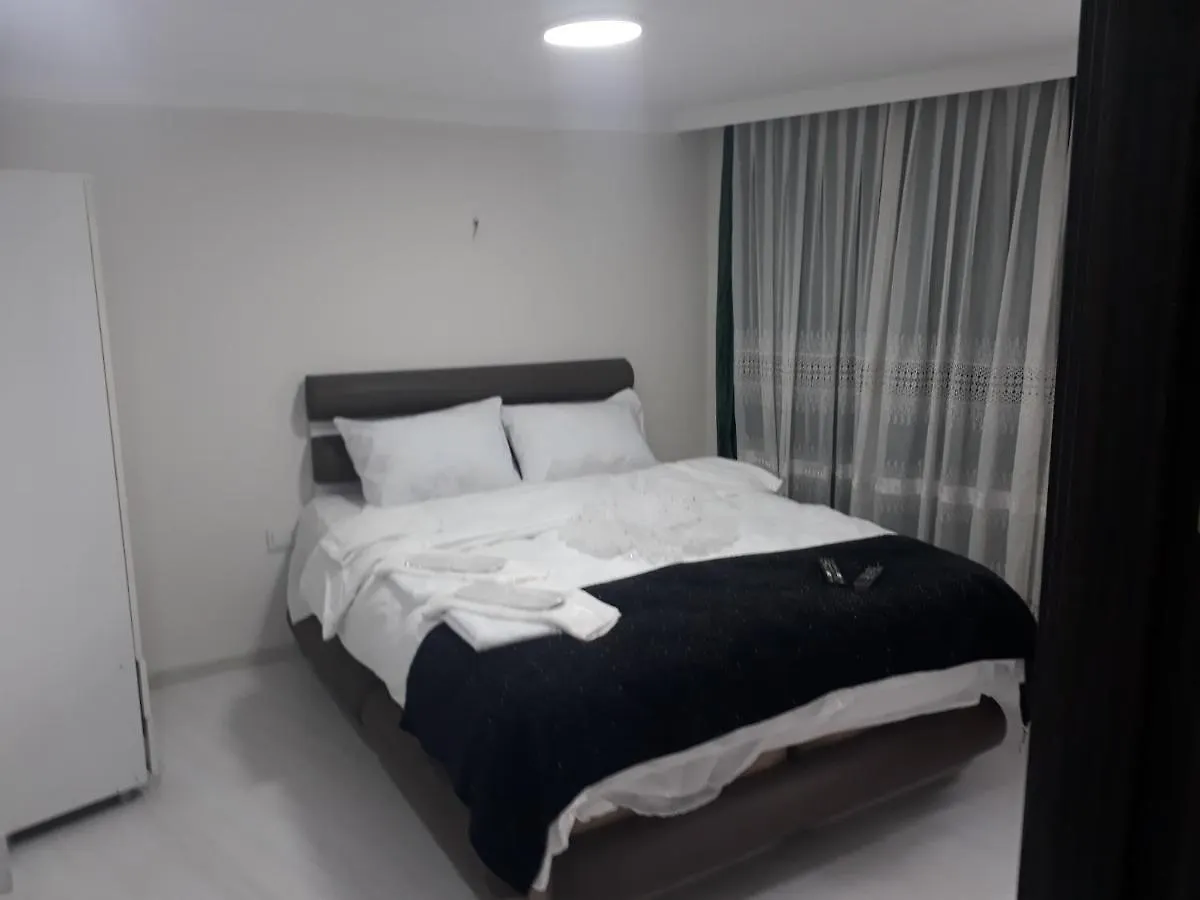 Taksim Lion 37 Studios İstanbul 0*,